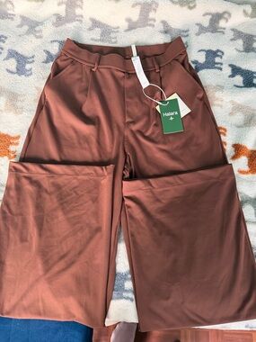 HALARA Brick Brown Wide-Leg Jogger Pants